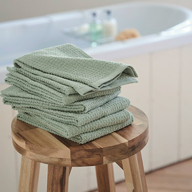 カードタイプ カタログギフト e-order choice ウルアオ(uluao) ハリエット-C 掲載商品画像