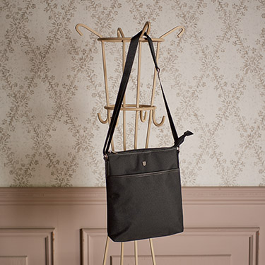 カードタイプ カタログギフト e-order choice ウルアオ(uluao) バジーリア-C 掲載商品画像